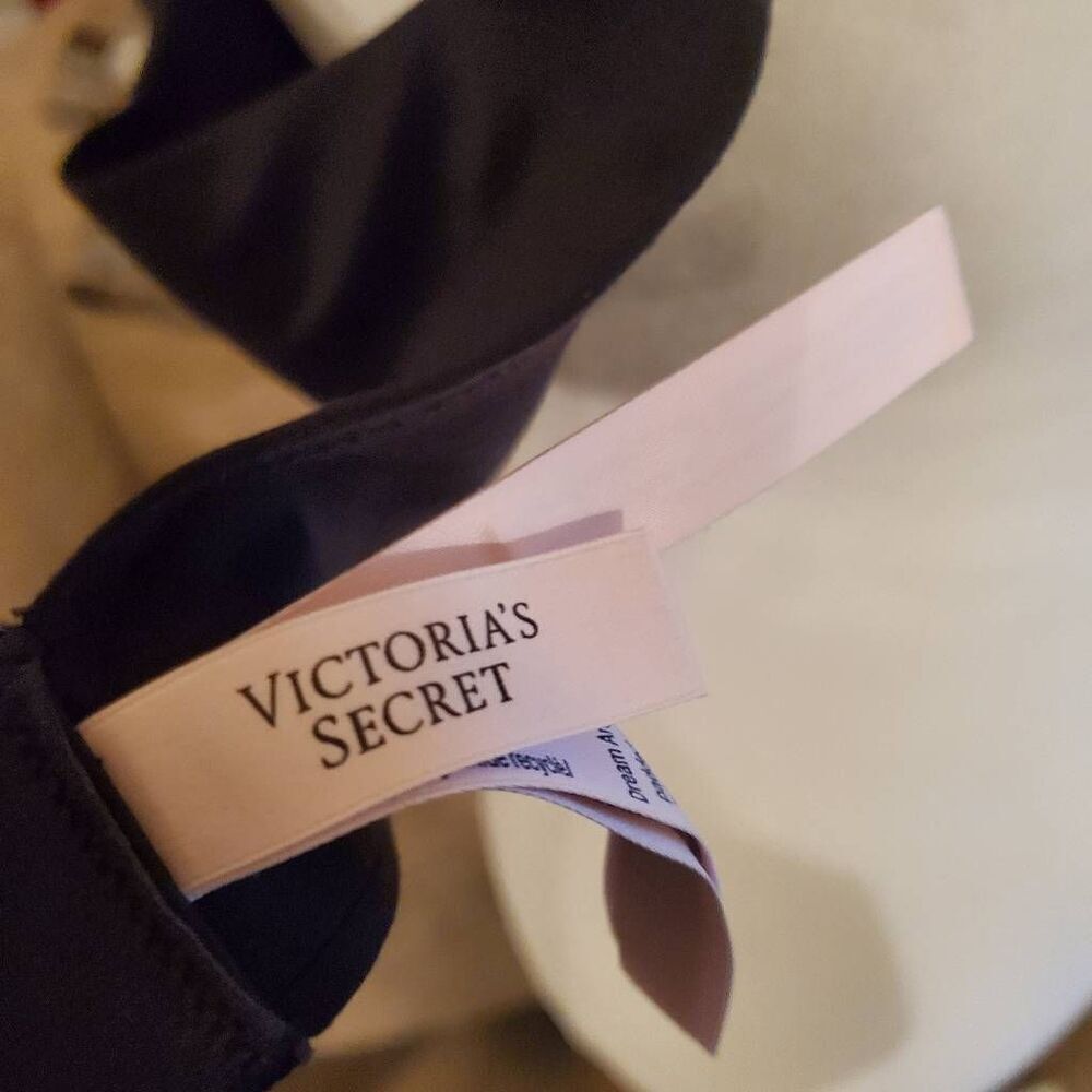 Victoria's Secret Black Dream Angels no-wire Size 38C - Picture 7 of 9